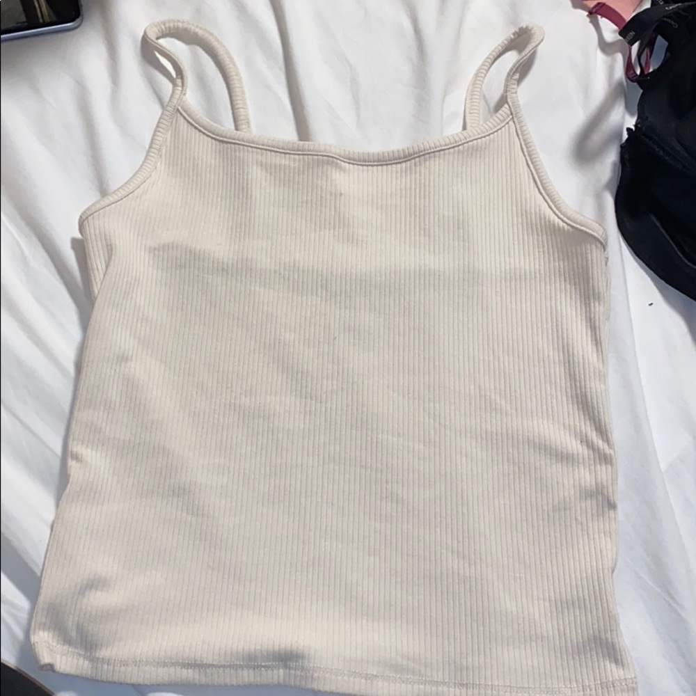 AE CROP TOP CREAM COLOR
